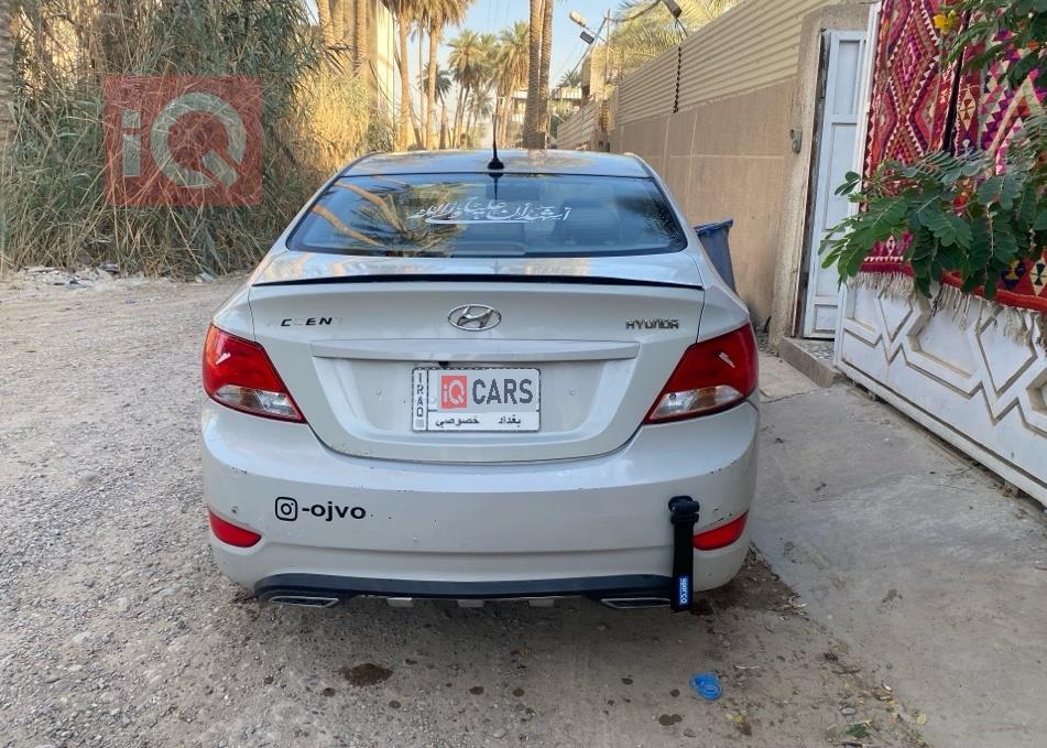 Hyundai Accent